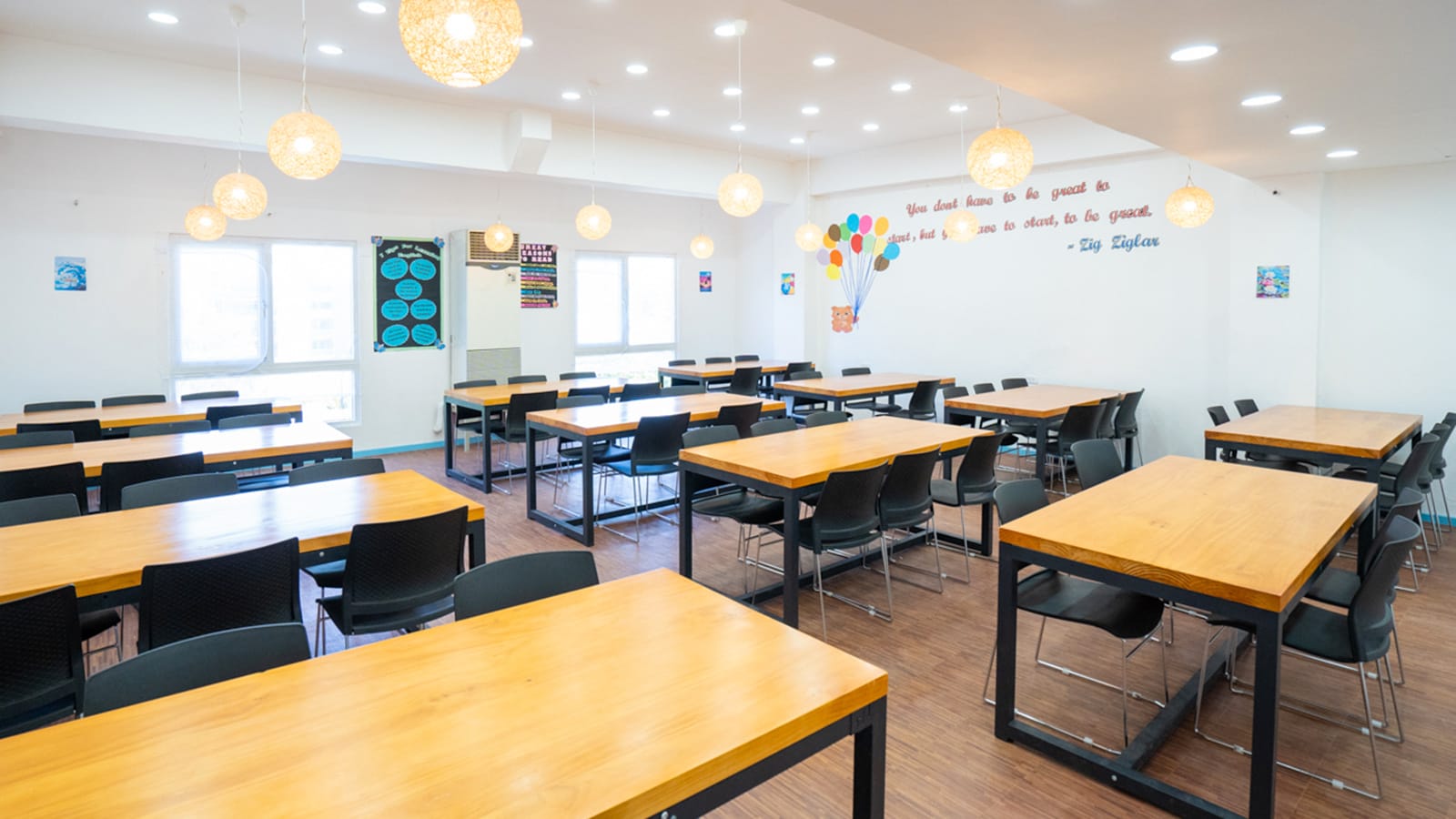 Phòng tự học Anh Ngữ CELLA (Premium Campus)