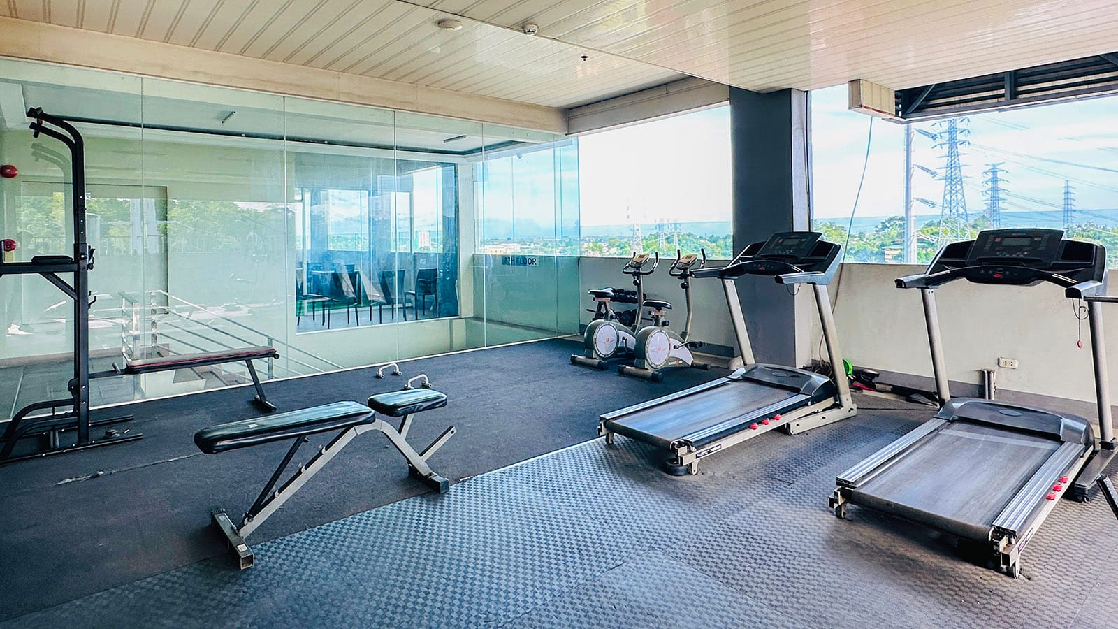 Phòng Gym trường Anh ngữ CELLA