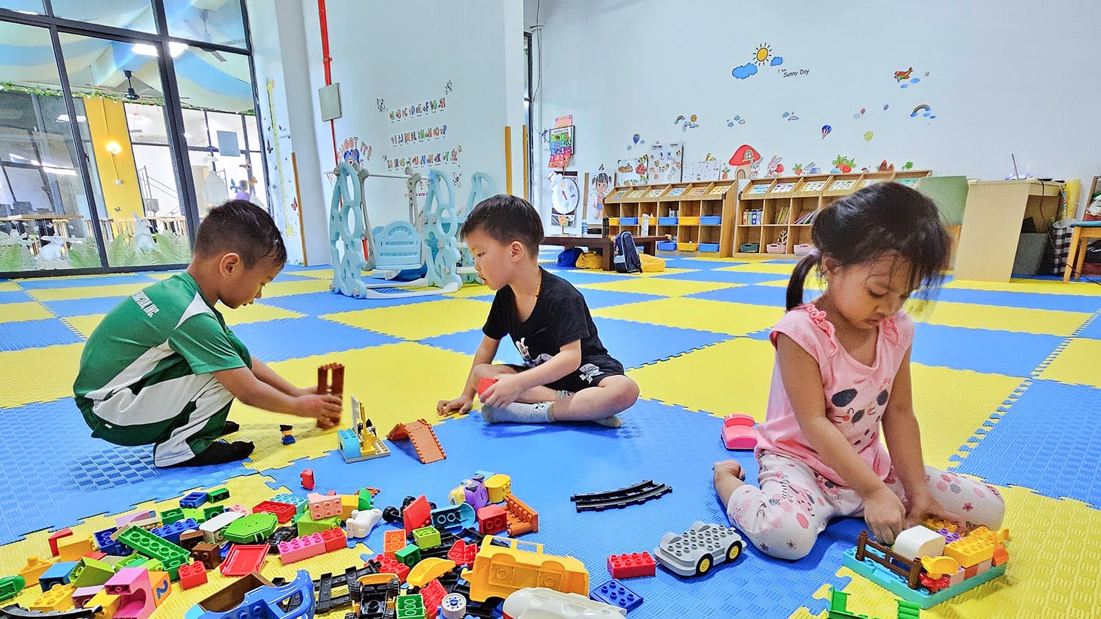 Phòng học trẻ em trường Anh ngữ B'Cebu
