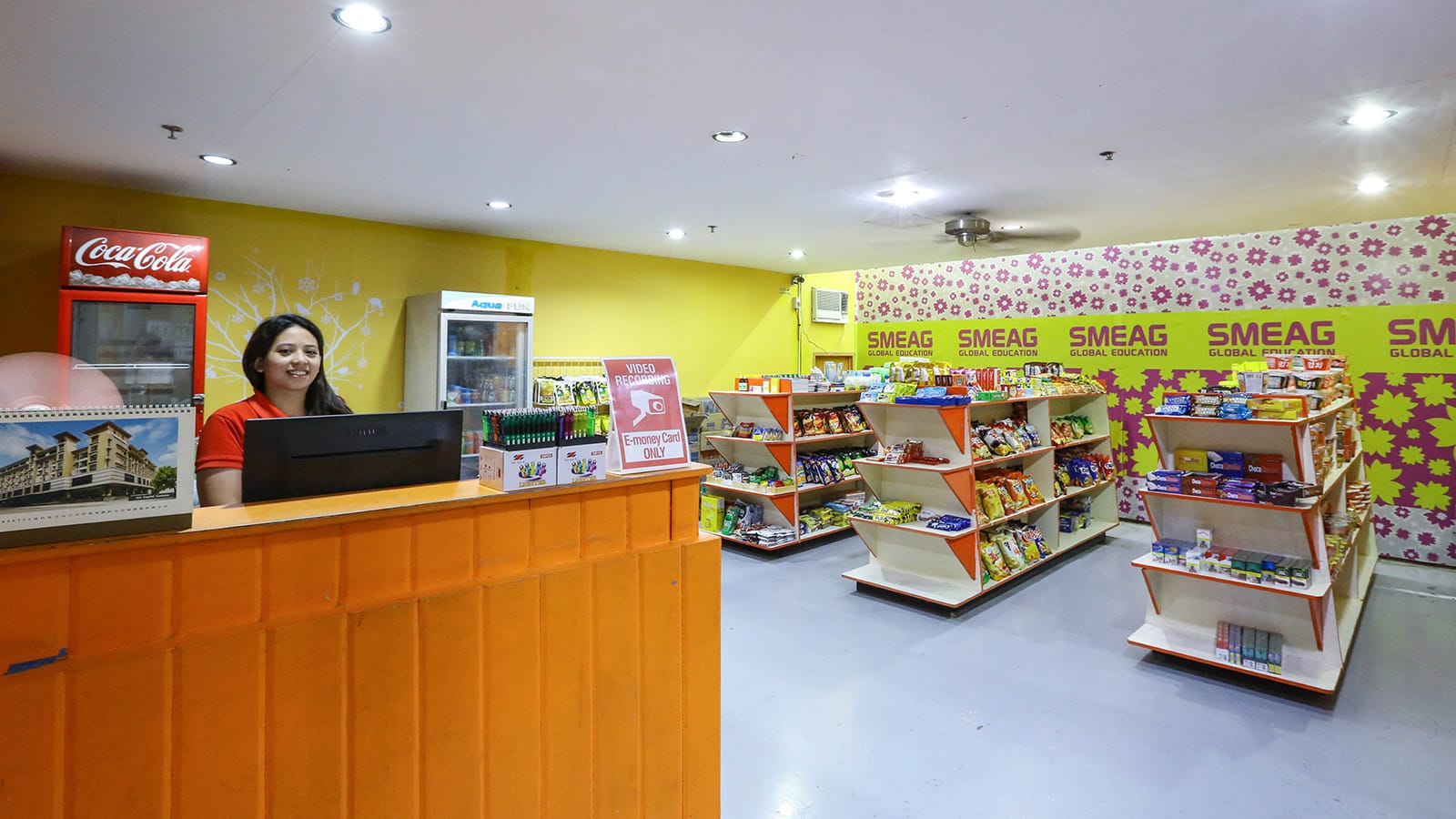 Mini store trường Anh ngữ SMEAG (Capital Campus)