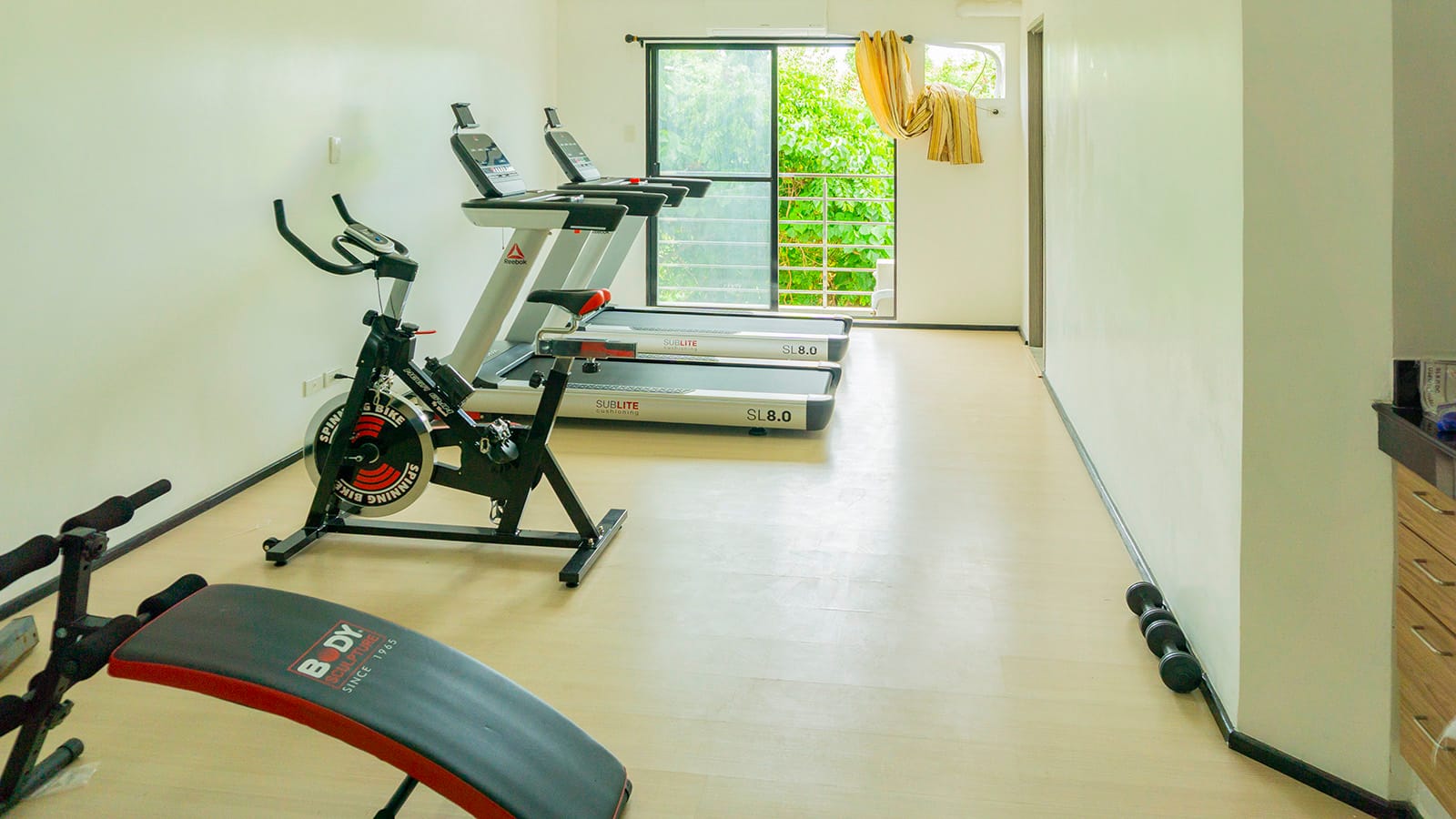 Phòng gym trường Anh ngữ We (iloilo)